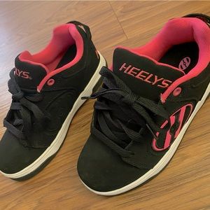 Heelys —Girls roller shoes